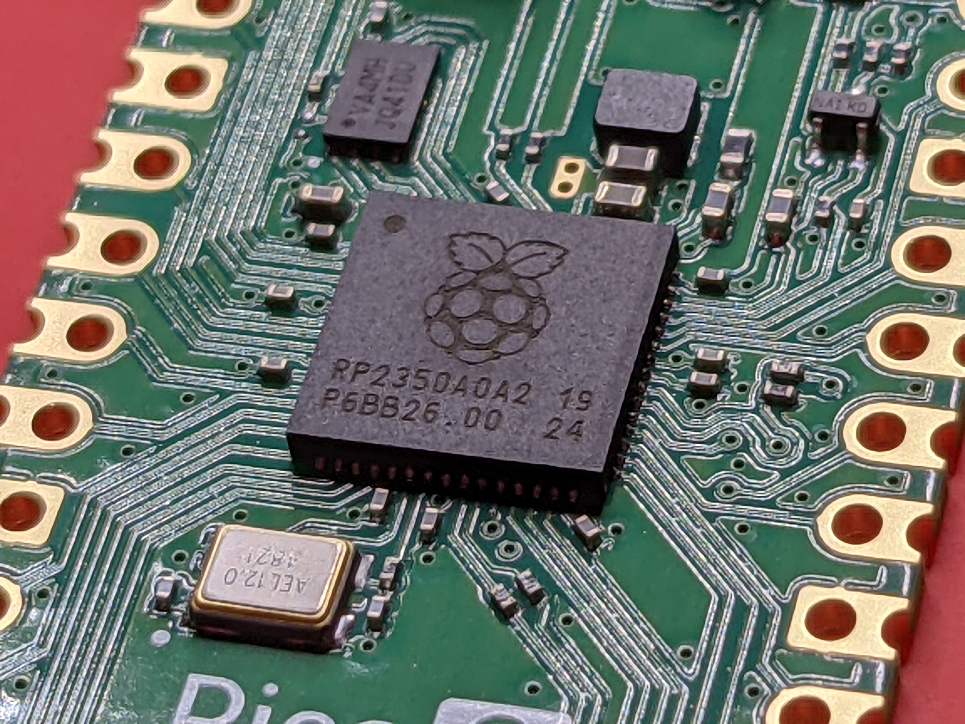 Multi-Sense MCU Technology: How Infineon PSoC is Redefining Human-Machine Interfaces and Dexterous Robotics